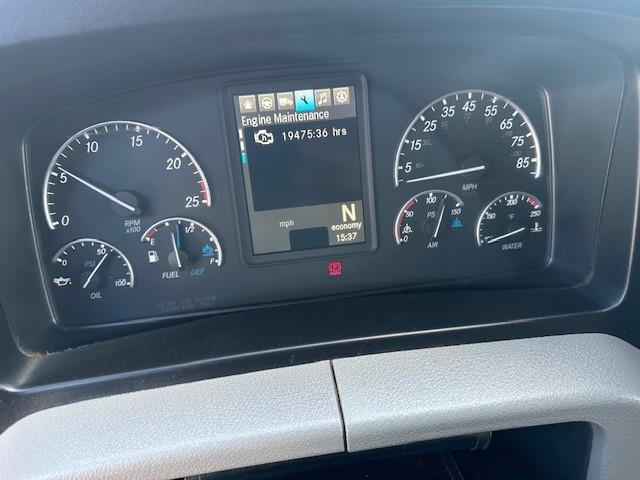 2021 Freightliner Cascadia-6