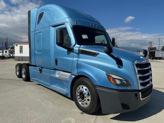 2021 Freightliner Cascadia-9