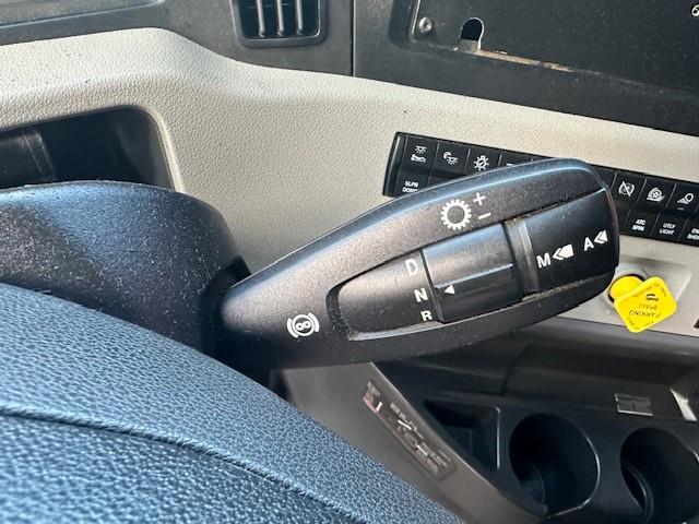 2021 Freightliner Cascadia 126" Sleeper Cab photo 2