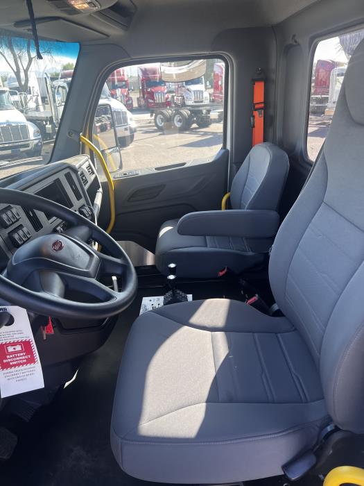 2026 Peterbilt 548-20