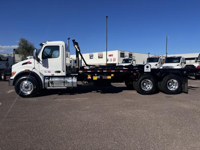 2026 Peterbilt 548-7