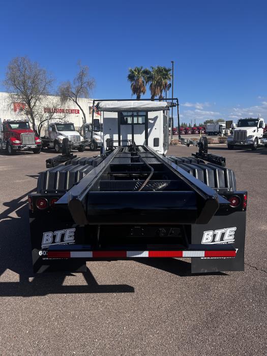 2026 Peterbilt 548-5