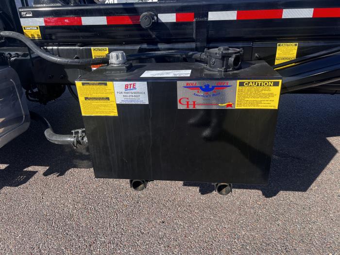 2026 Peterbilt 548-17