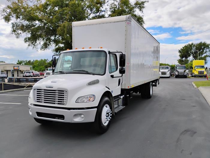 2022 Freightliner Business Class M2 106-5