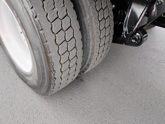 2022 Freightliner Business Class M2 106-10