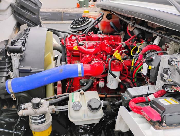 2022 Freightliner Business Class M2 106-23