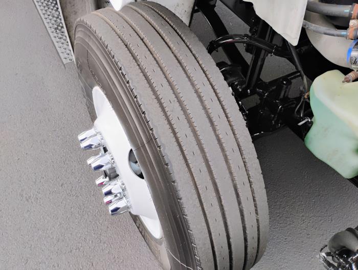 2022 Freightliner Business Class M2 106-26