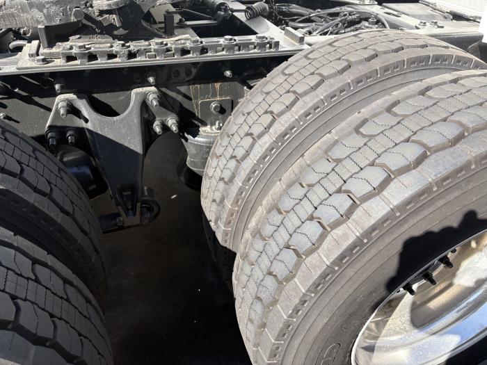 2020 International LT625-12