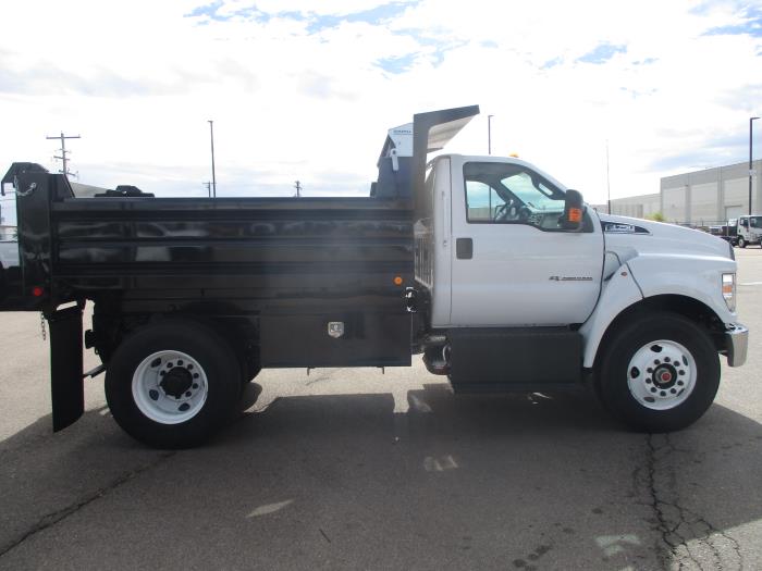 2026 Ford F-750-6