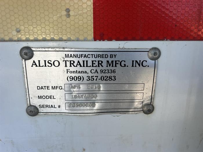 2019 Peterbilt 348-4