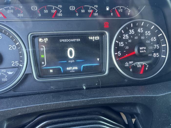 2020 International LT625-8