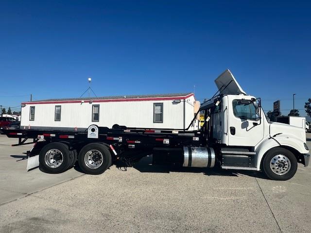 2023 Freightliner Business Class M2 112-9