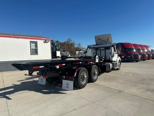 2023 Freightliner Business Class M2 112-10