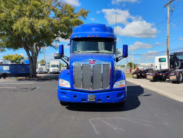 2022 Peterbilt 579-2