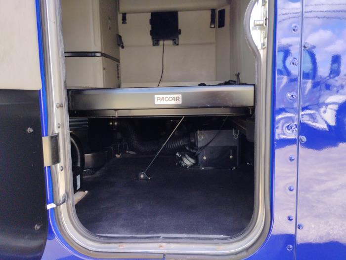 2022 Peterbilt 579-13