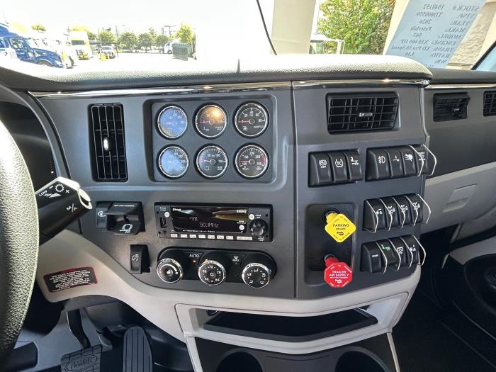 2026 Peterbilt 567-5