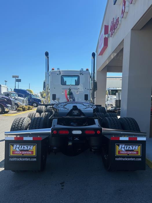 2026 Peterbilt 567-6