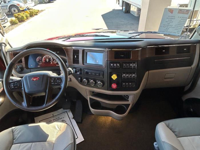 2026 Peterbilt 567-3