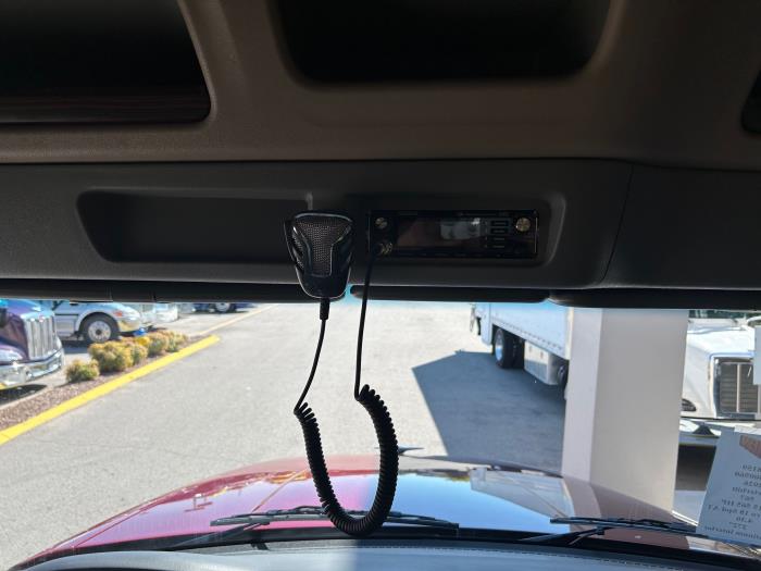 2026 Peterbilt 567-8