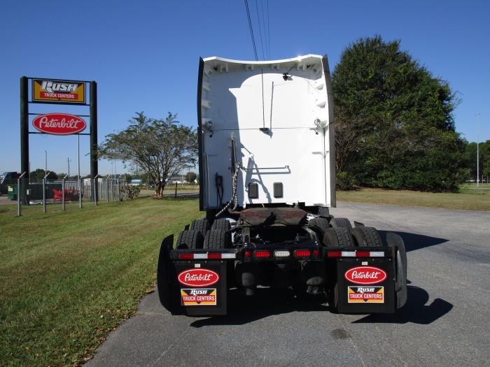2021 Peterbilt 579-6