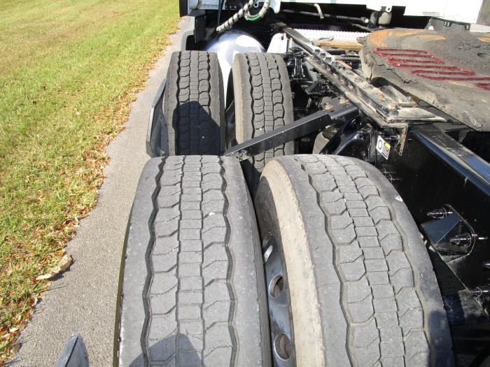 2021 Peterbilt 579-12