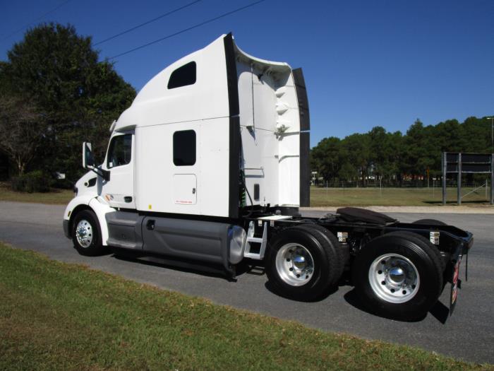 2021 Peterbilt 579-5