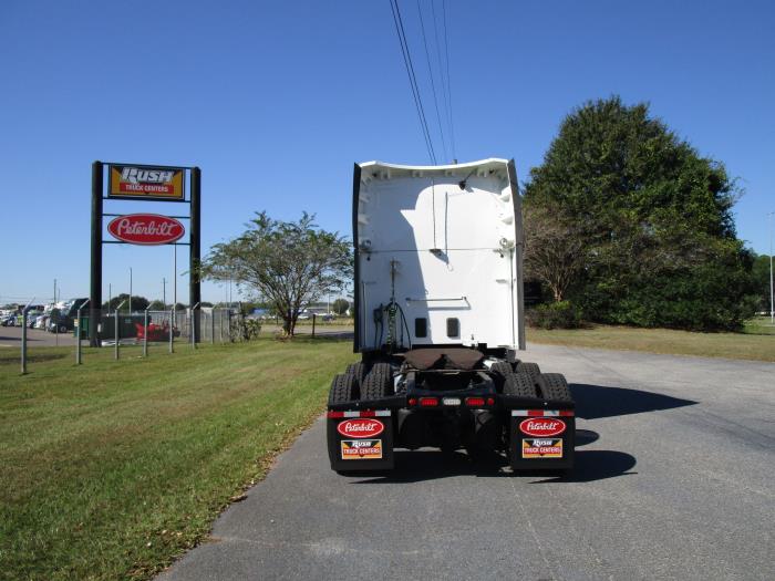 2021 Peterbilt 579-6