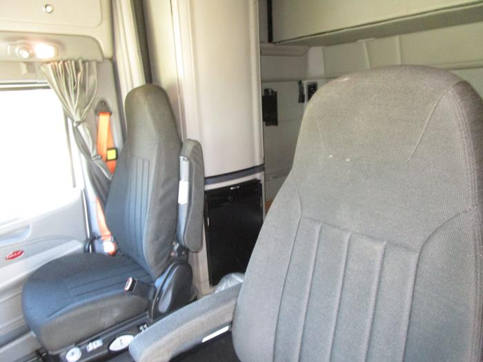 2021 Peterbilt 579-19