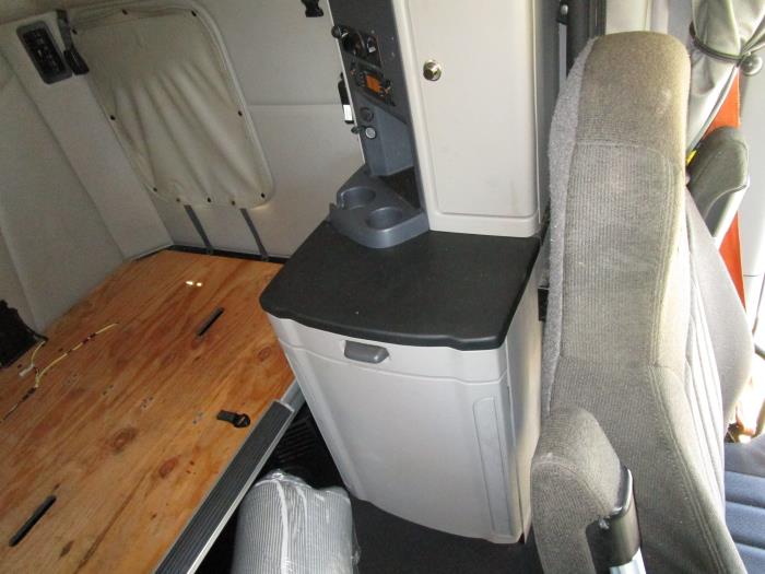 2021 Peterbilt 579-25