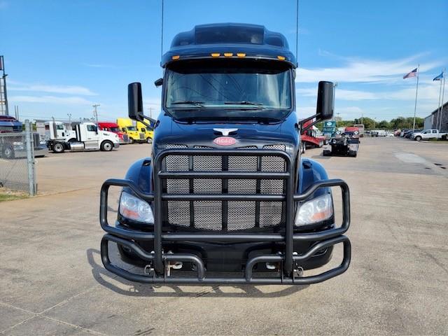 2022 Peterbilt 579-6