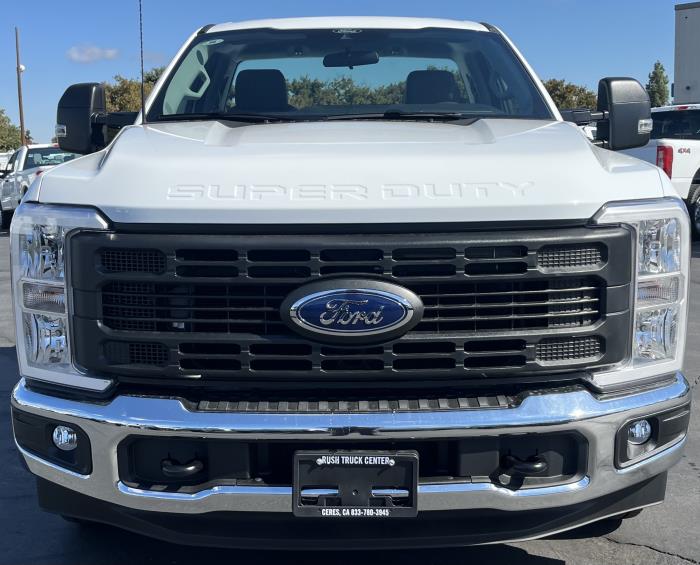 2026 Ford F-350 XL photo 2