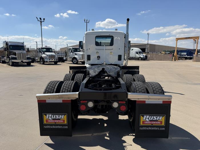 2021 Peterbilt 567-4