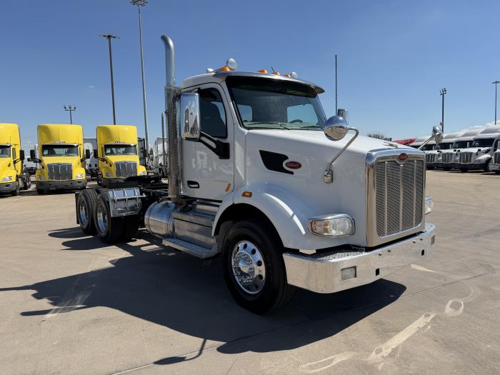 2021 Peterbilt 567-7