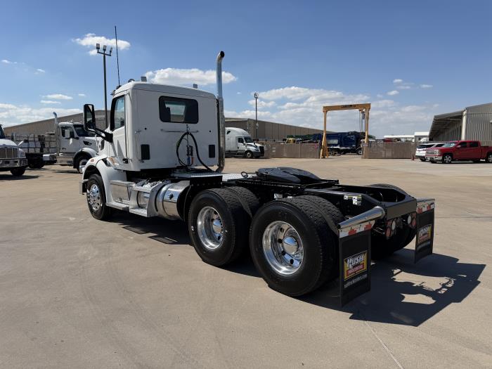 2021 Peterbilt 567-3