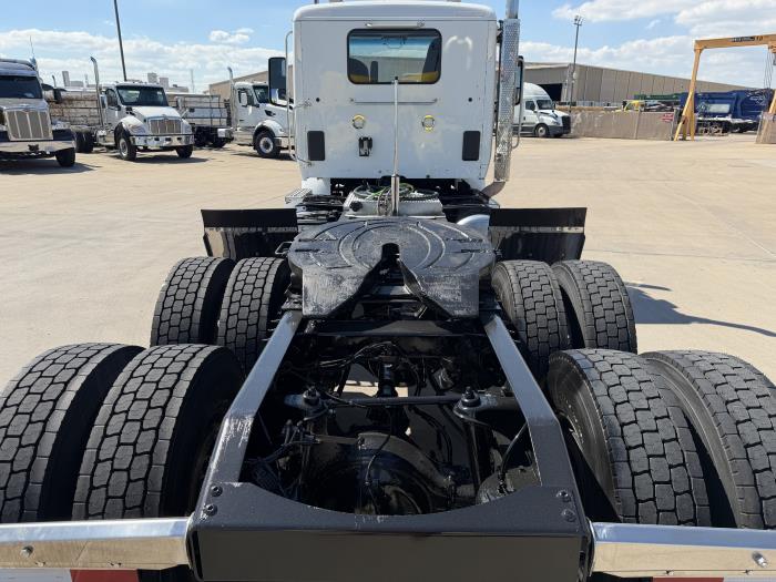 2021 Peterbilt 567-13