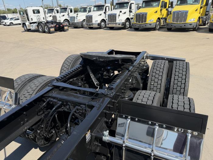 2021 Peterbilt 567-14
