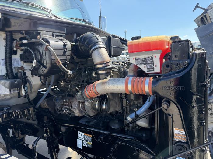 2021 Peterbilt 567-19