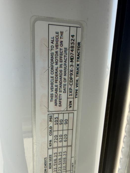 2021 Peterbilt 567-26