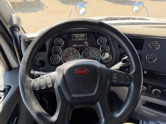 2021 Peterbilt 567-29