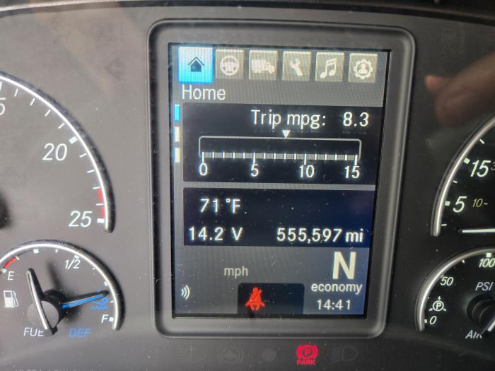 2021 Freightliner Cascadia-17