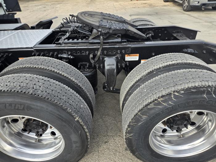 2021 Freightliner Cascadia-23