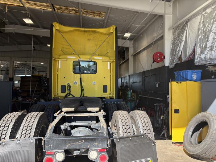 2021 Peterbilt 579-3