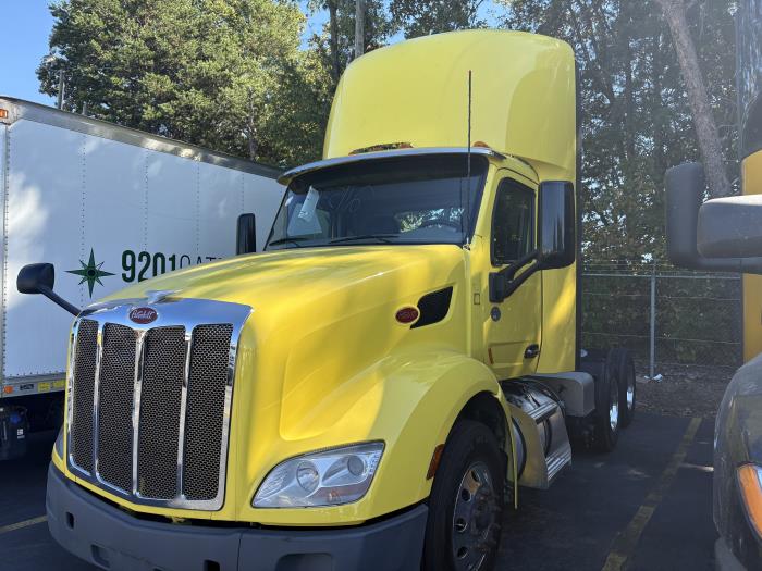 2021 Peterbilt 579-0