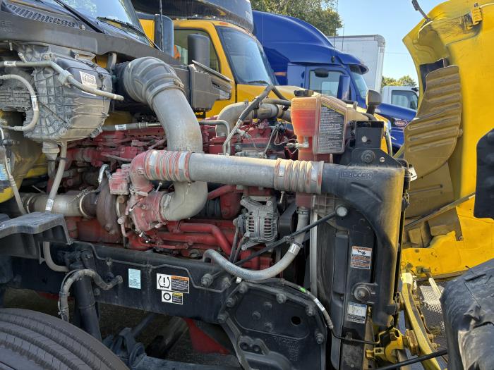 2021 Peterbilt 579-9