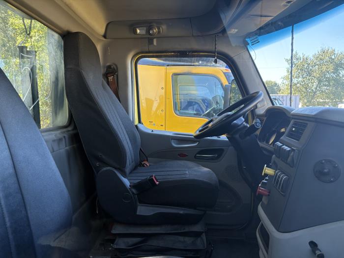 2021 Peterbilt 579-7