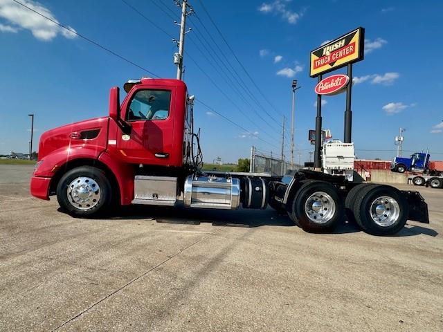 2020 Peterbilt 579-2