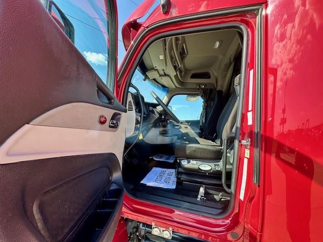 2022 Peterbilt 579-11