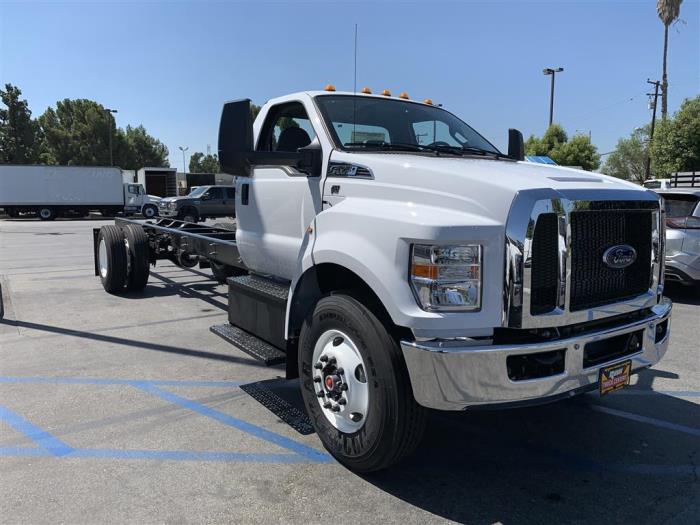 2026 Ford F-750-6