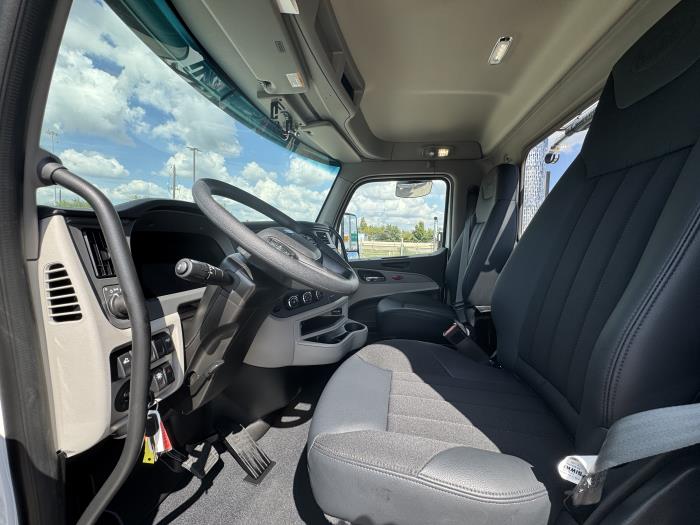 2026 Peterbilt 579-13