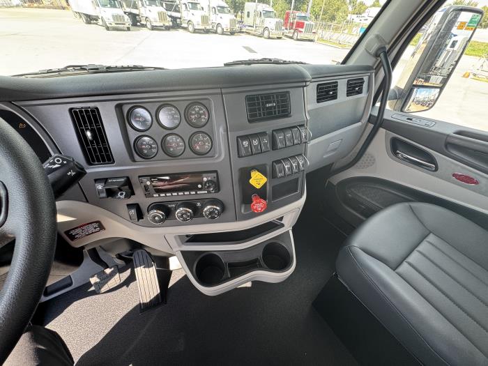 2026 Peterbilt 579-14